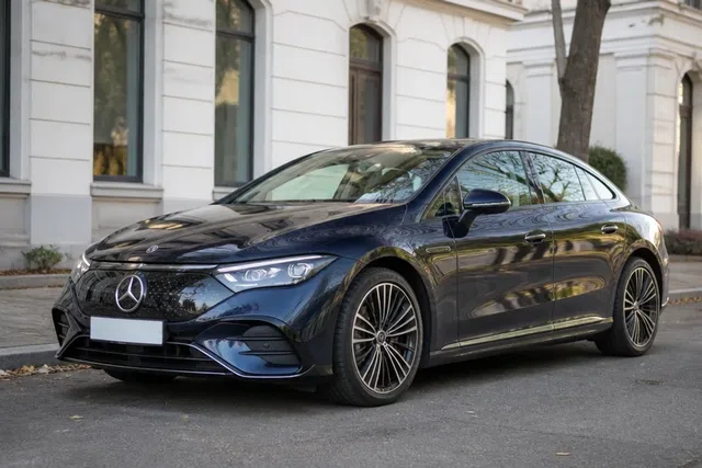 Mercedes EQE