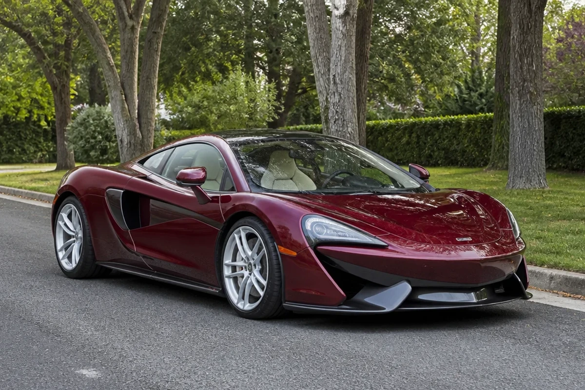 McLaren 570GT 2016–2022