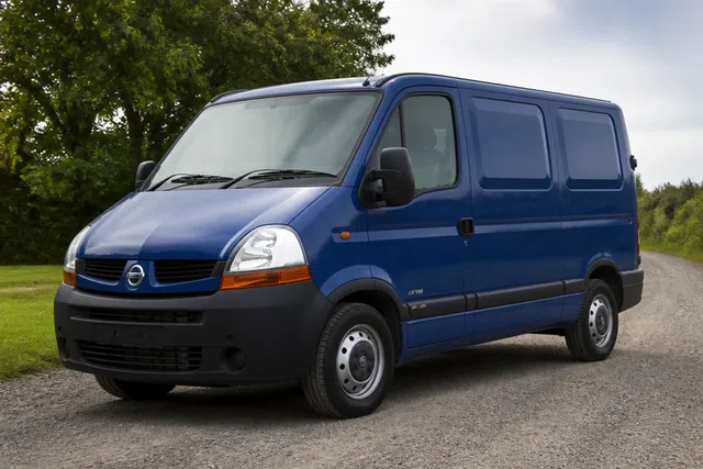 Nissan Interstar 2002–2010
