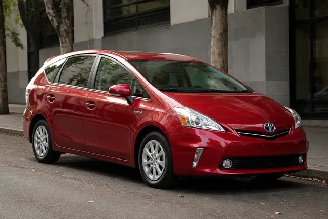 Toyota Prius Wagon