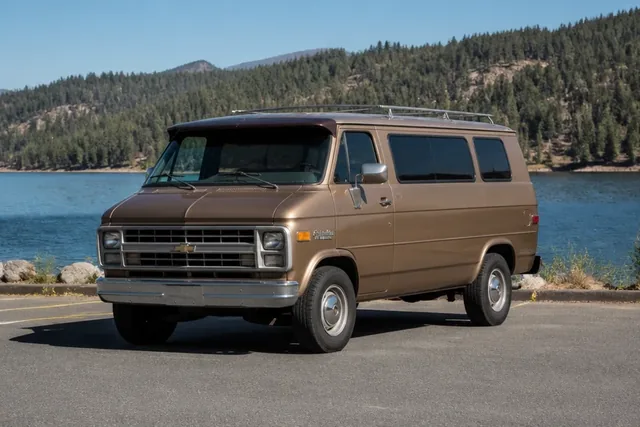 Chevrolet G20 Van