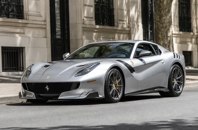 Ferrari F12 tdf