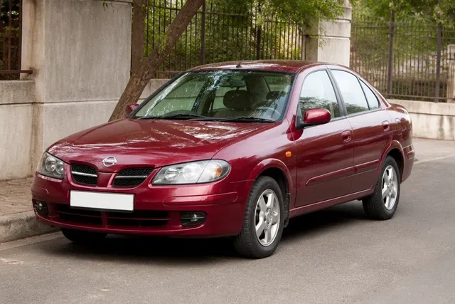 Nissan Almera 2000–2006