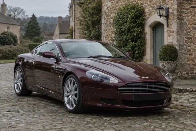 Aston Martin DB9