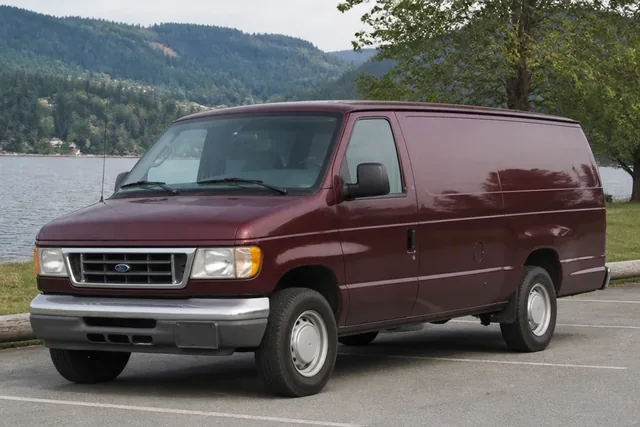 Ford E-250 Econoline