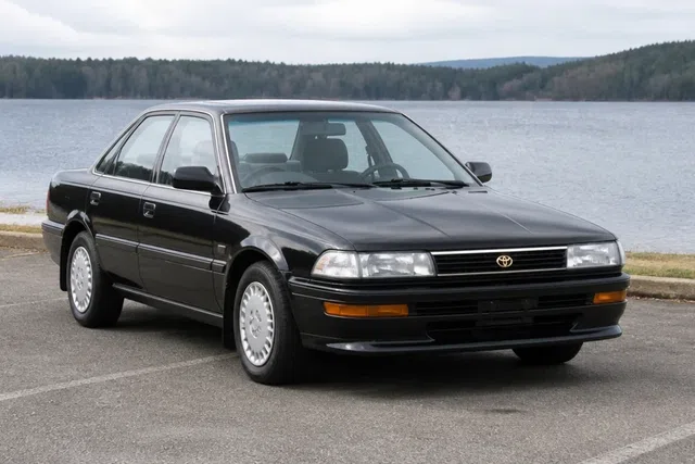 Toyota Carina 1988–1992