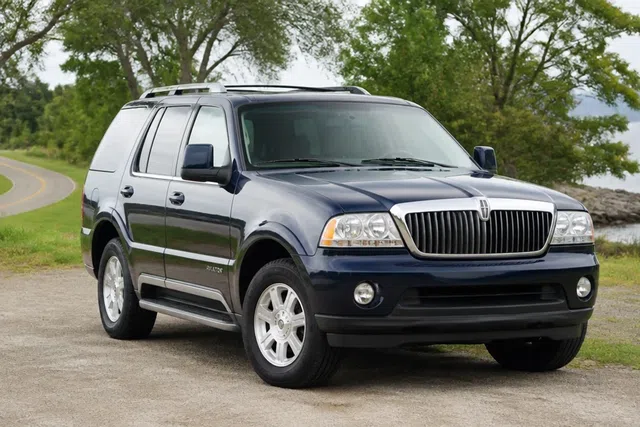 Lincoln Aviator 2002–2005