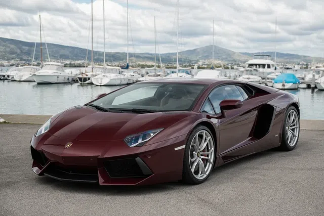 Lamborghini Aventador
