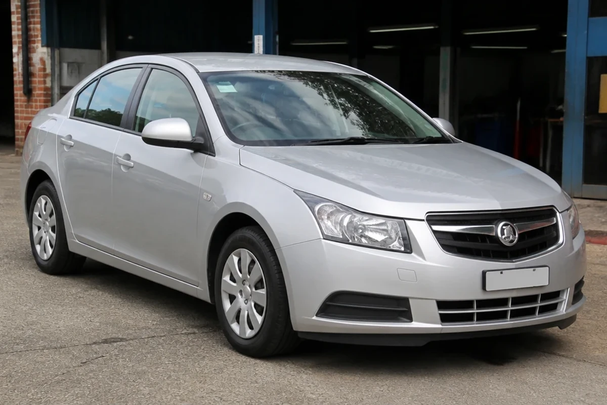Holden Cruze 2009–2016