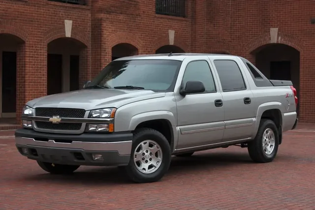 Chevrolet Avalanche 2001–2006