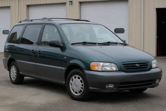Kia Carnival 1998–2005