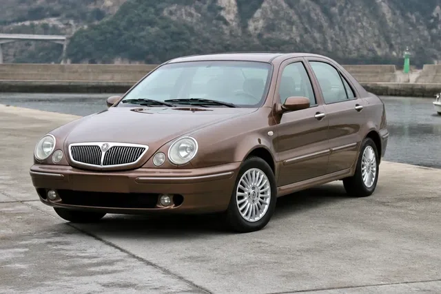Lancia Lybra