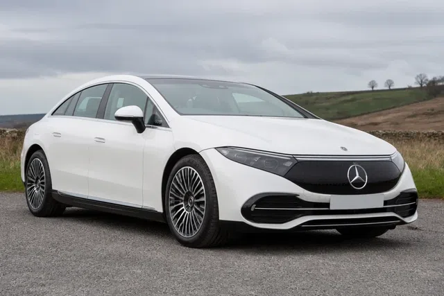 Mercedes EQS