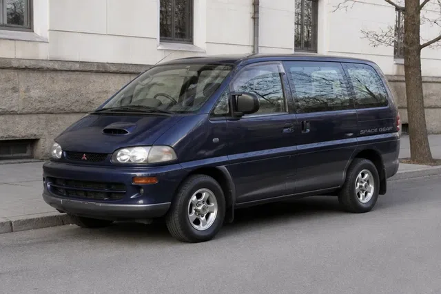 Mitsubishi Space Gear
