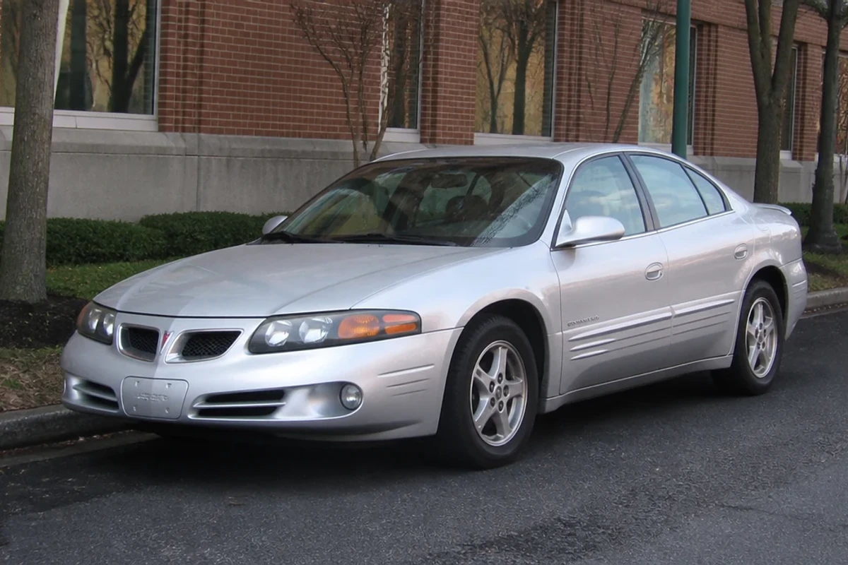Pontiac Bonneville 2001–2008