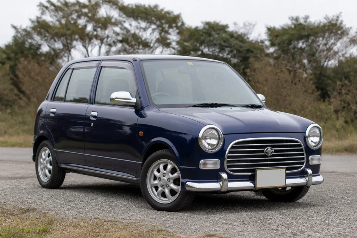 Daihatsu Mira Gino 2004–2008
