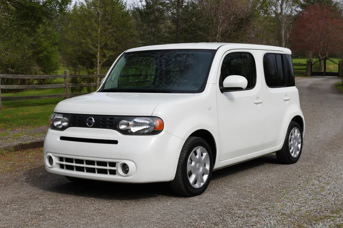 Nissan Cube 2002–2008