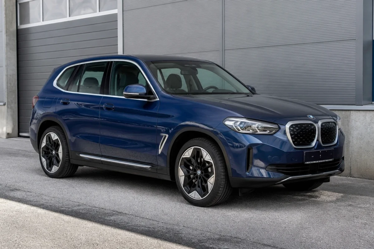 BMW iX3 2020–현재