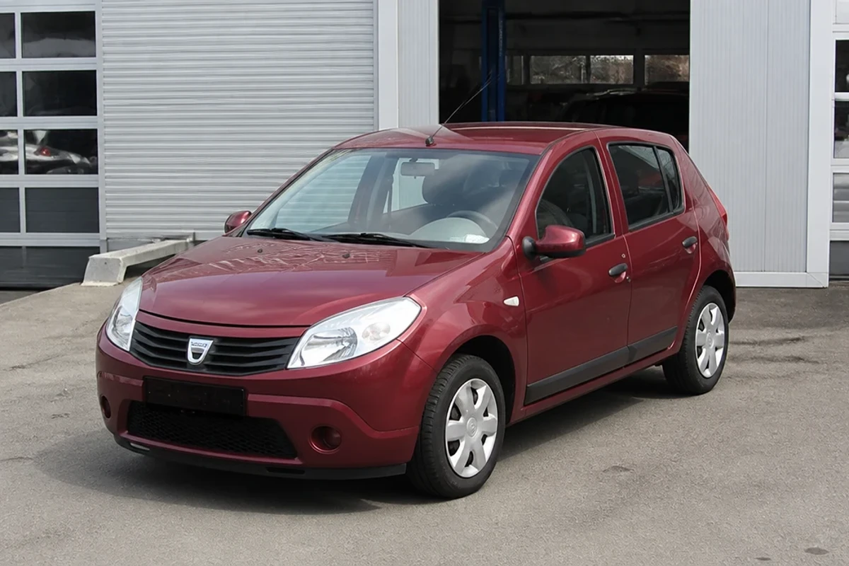 Dacia Sandero 2008–2012
