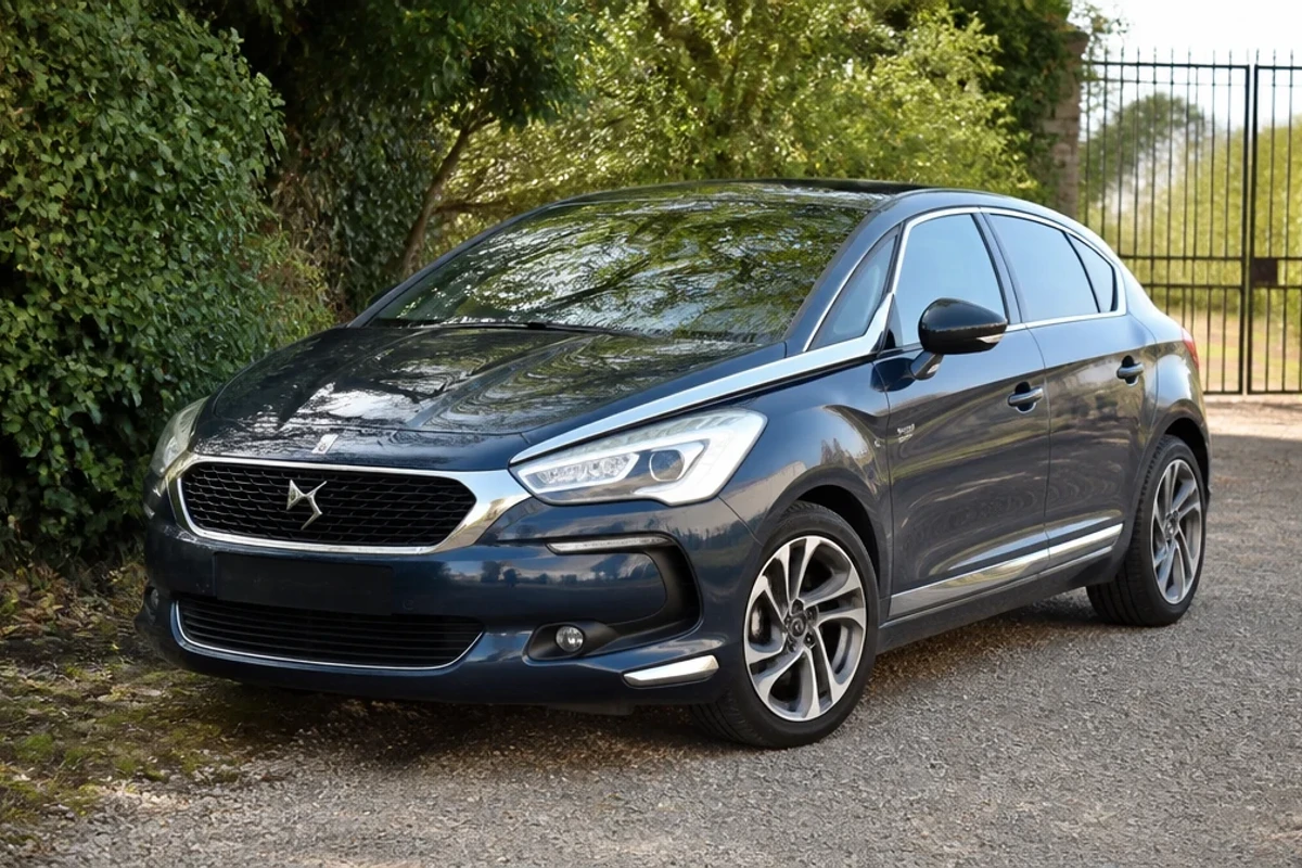 DS DS 5 2015–2018