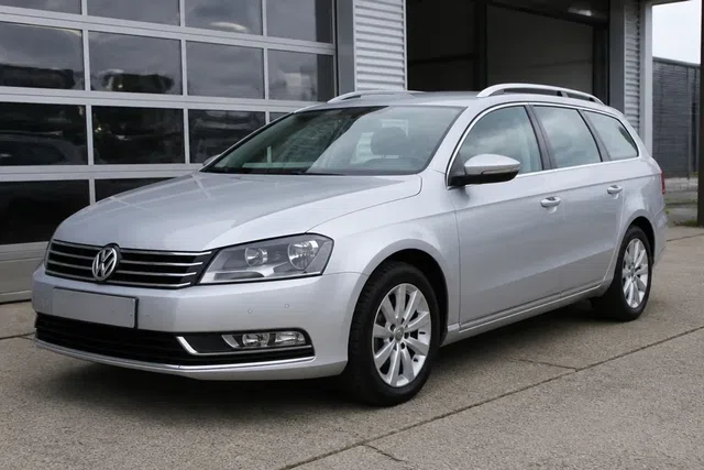 Volkswagen Passat 2010–2015