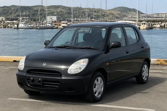 Daihatsu Sirion 1998–2004
