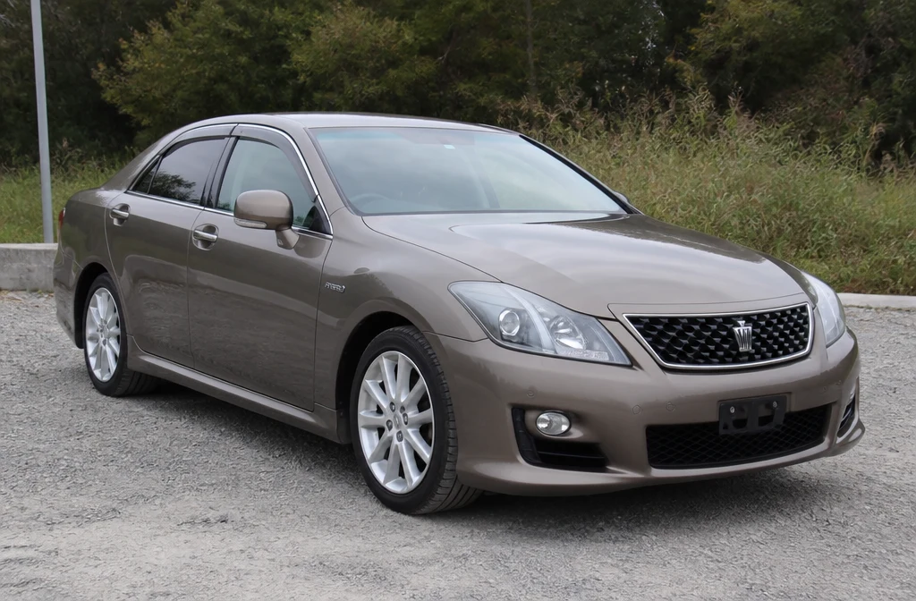 Toyota Crown Athlete 2008–2012