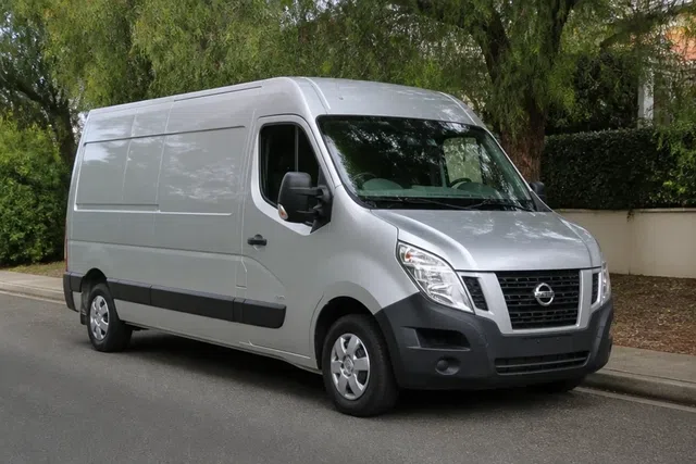 Nissan NV400