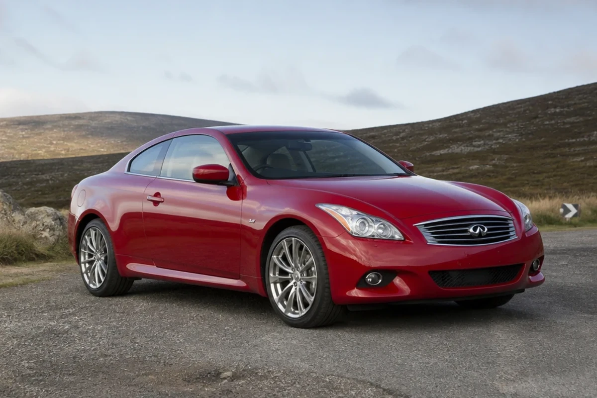 Infiniti Q60 2016–2022
