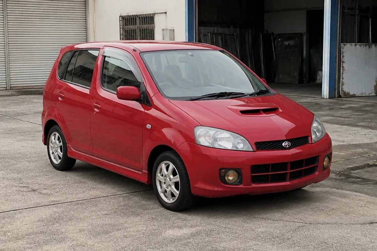 Daihatsu YRV 2000–2006