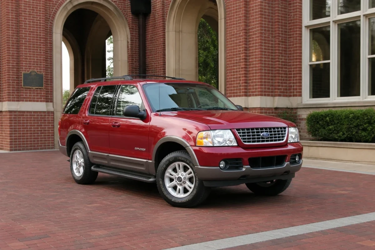 Ford Explorer 2000–2005
