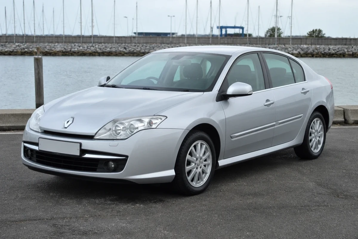 Renault Laguna 2007–2015