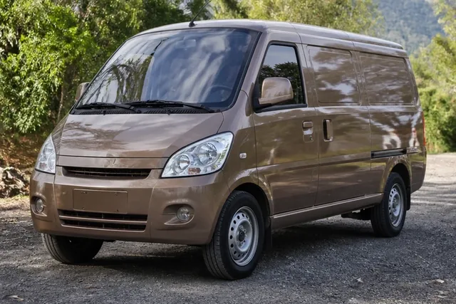 BYD T3