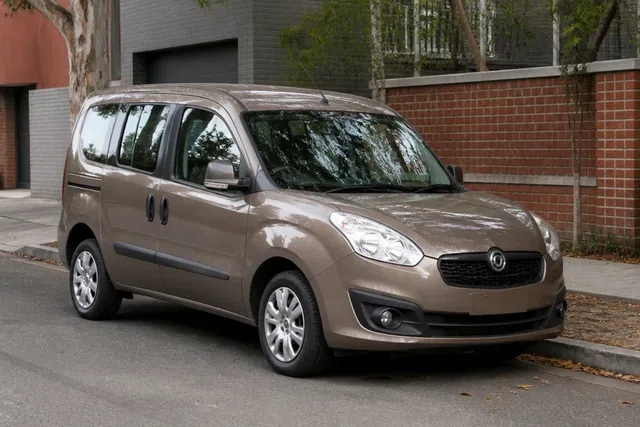 Holden Combo