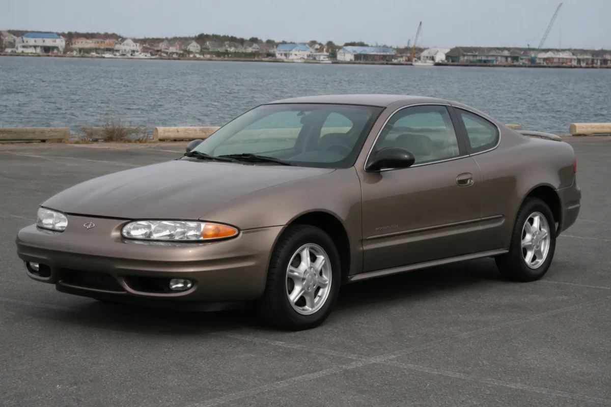 Chevrolet Alero 1998–2001