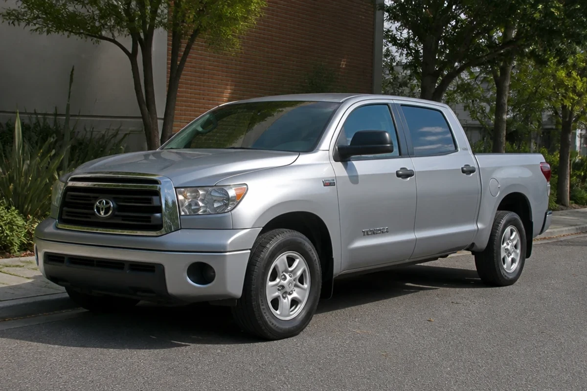 Toyota Tundra 2006–2021