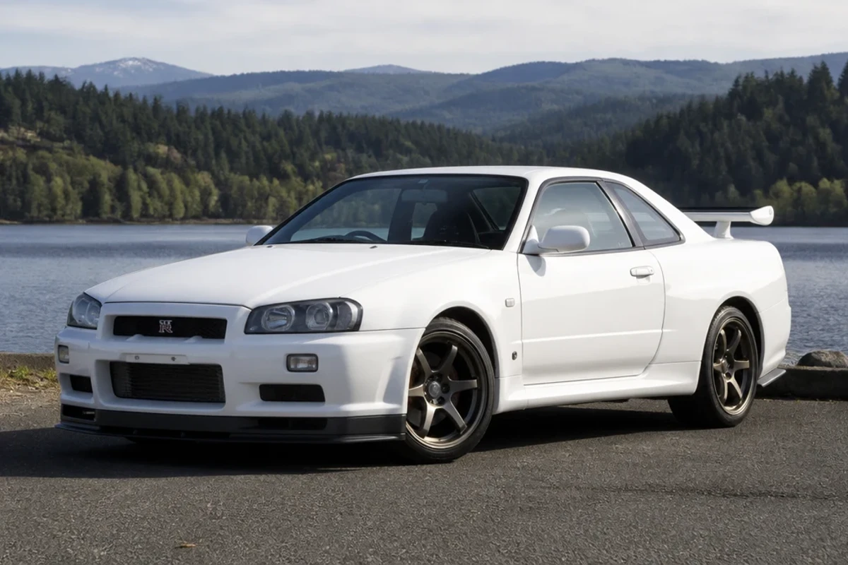 Nissan Skyline 1998–2002