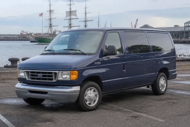 Ford E-350