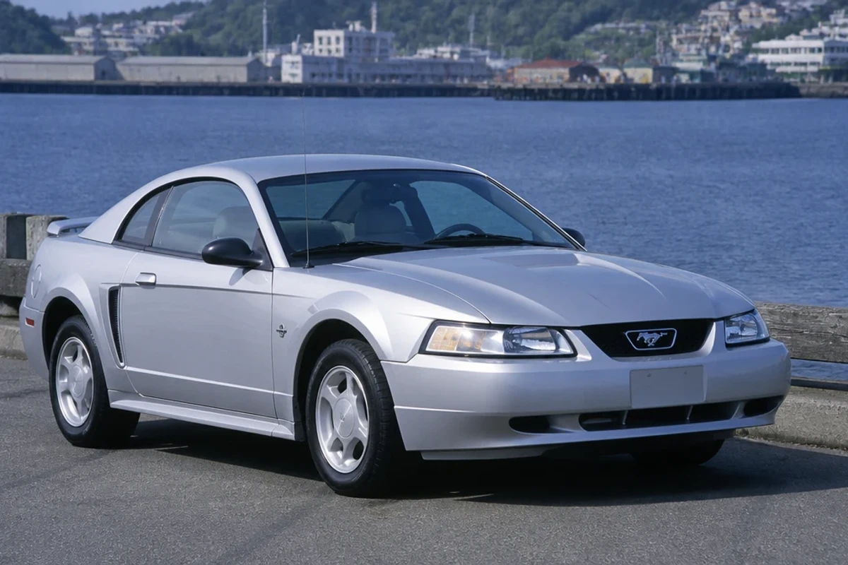 Ford Mustang 1993–2004