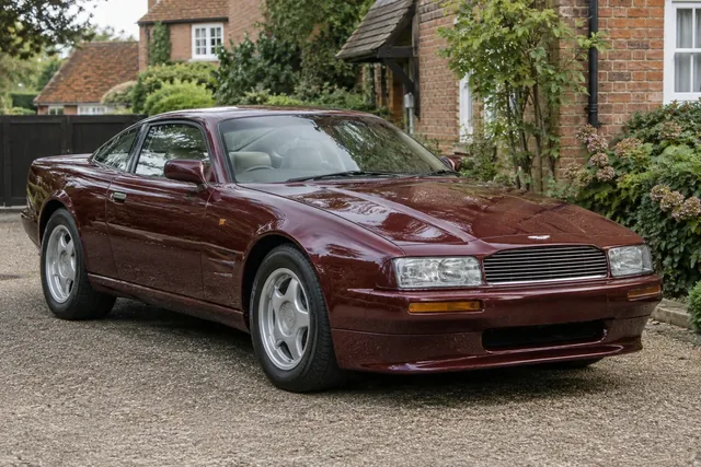 Aston Martin Virage