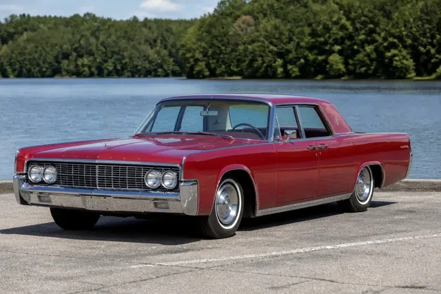 Lincoln Continental 1961–1967