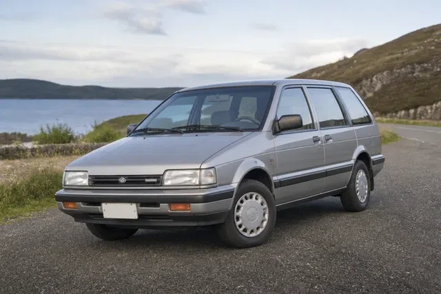 Nissan Prairie 1983–1988