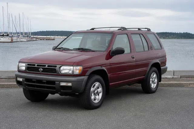 Nissan Pathfinder 1995–2004