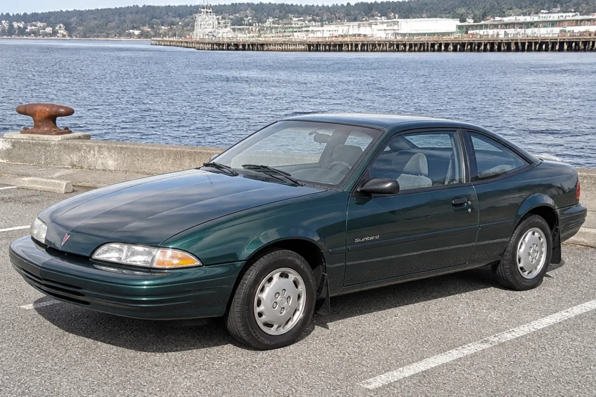 Pontiac Sunbird 1988–1994