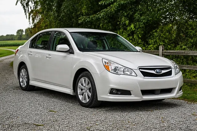 Subaru Legacy 2009–2014