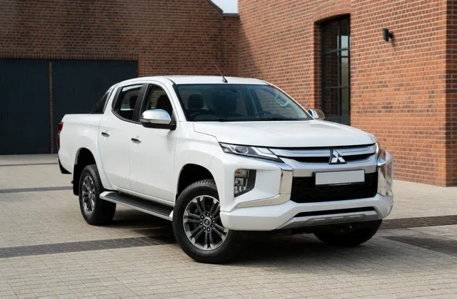 Mitsubishi L200 2014–2026