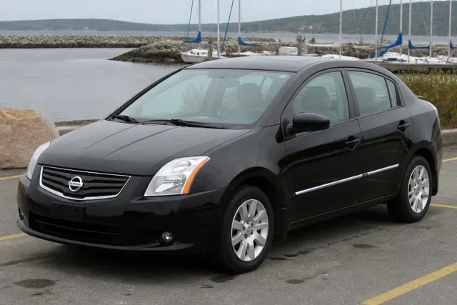 Nissan Sentra 2006–2012