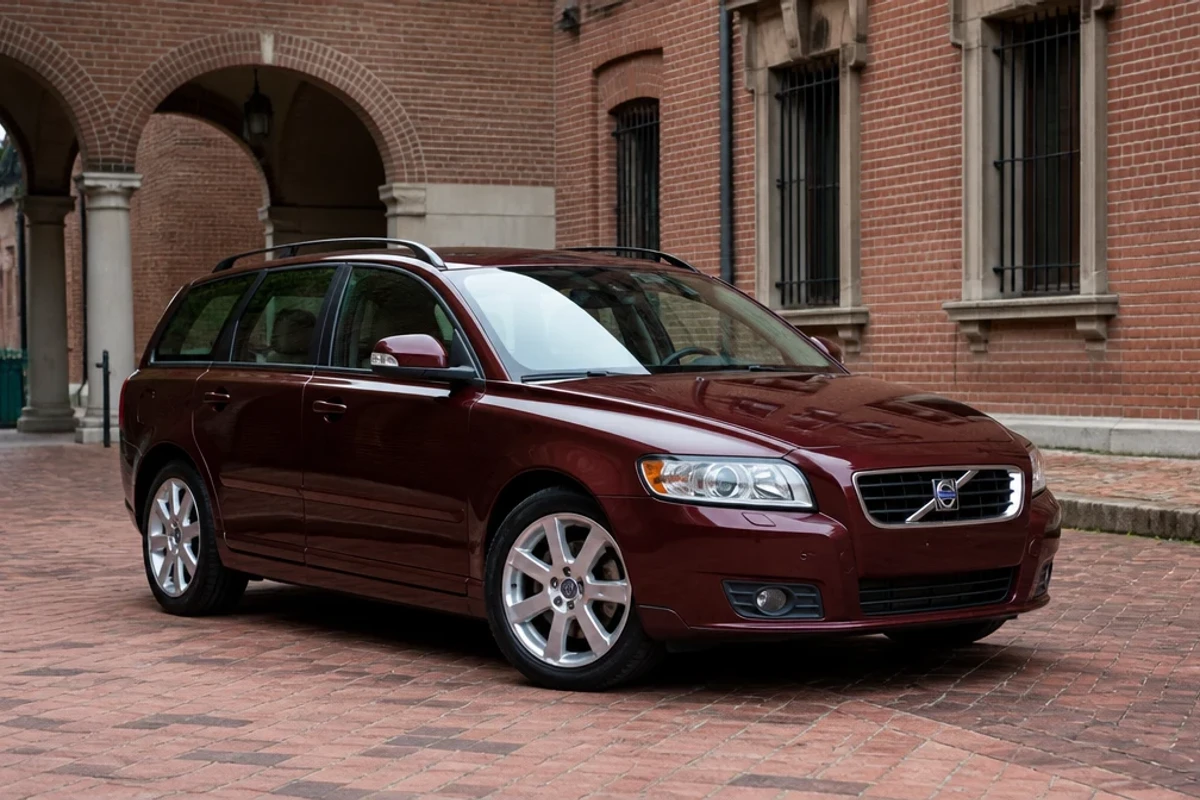 Volvo V50 2004–2012