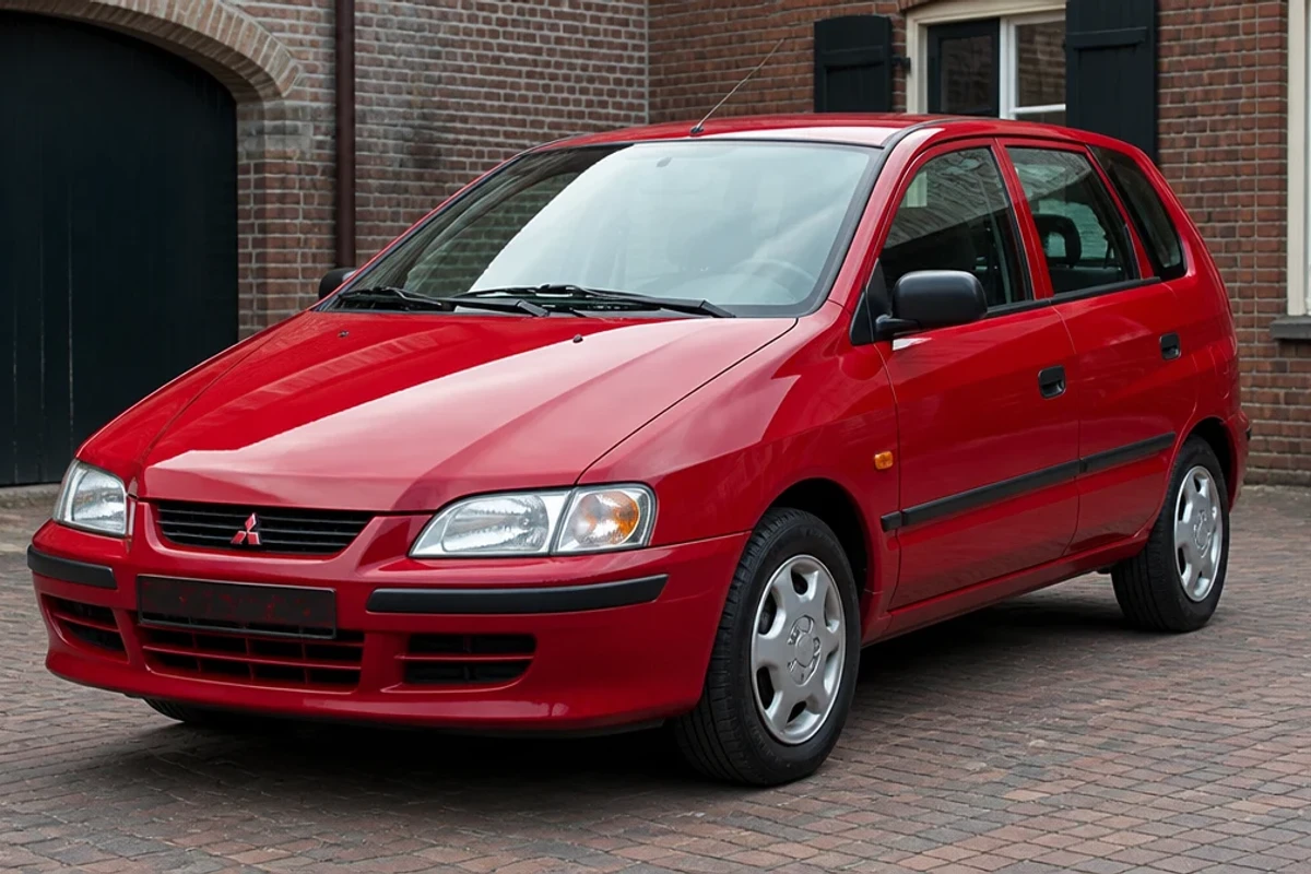 Mitsubishi Space Star 1998–2005