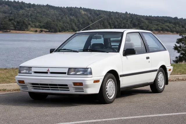 Mitsubishi Colt 1988–1992